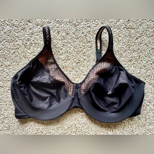 EUC Bali Underwire Bra Adjustable Straps Black & Tan Lace Pattern - 40DD 40E